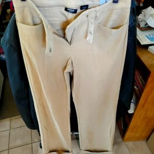Express stretch sz 5/6 pants -NWT--